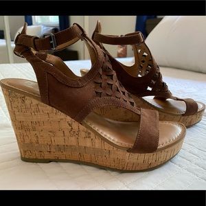 Franco Sarto brown flower wedges